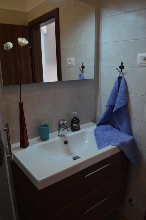 Apartment Bozac Ровинь Экстерьер фото